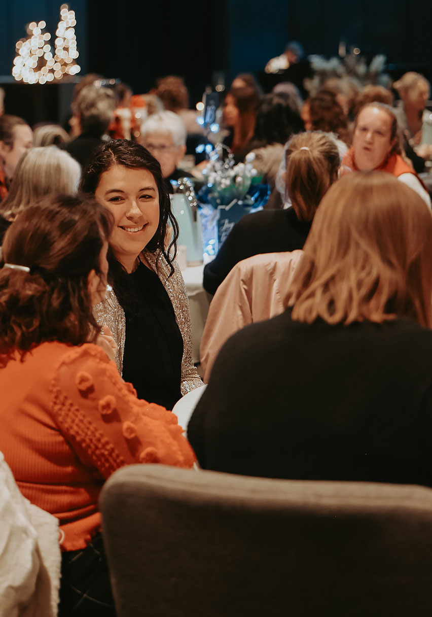 Women gathering at Christmas Desserts — photo 1