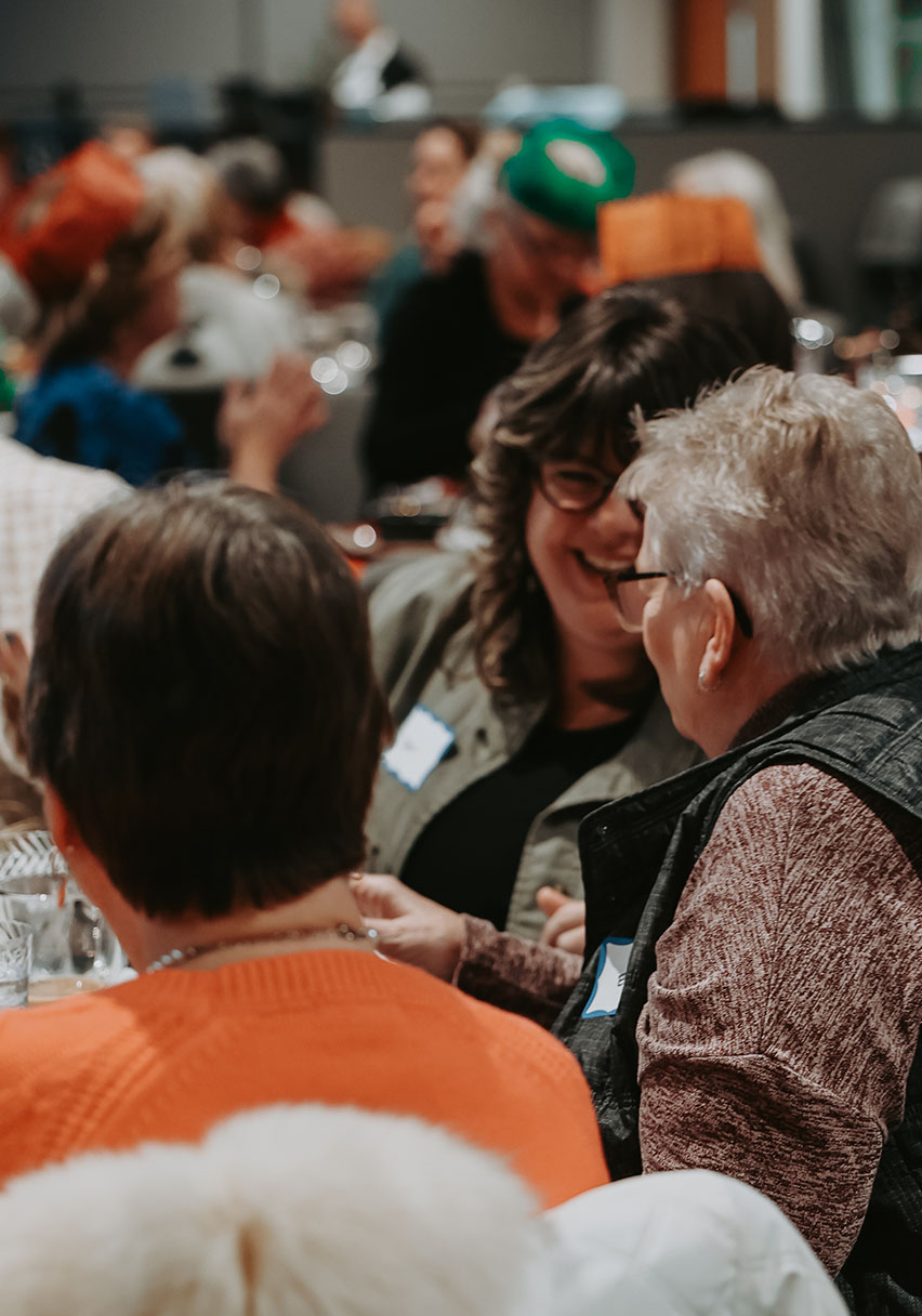 Women gathering at Christmas Desserts — photo 2